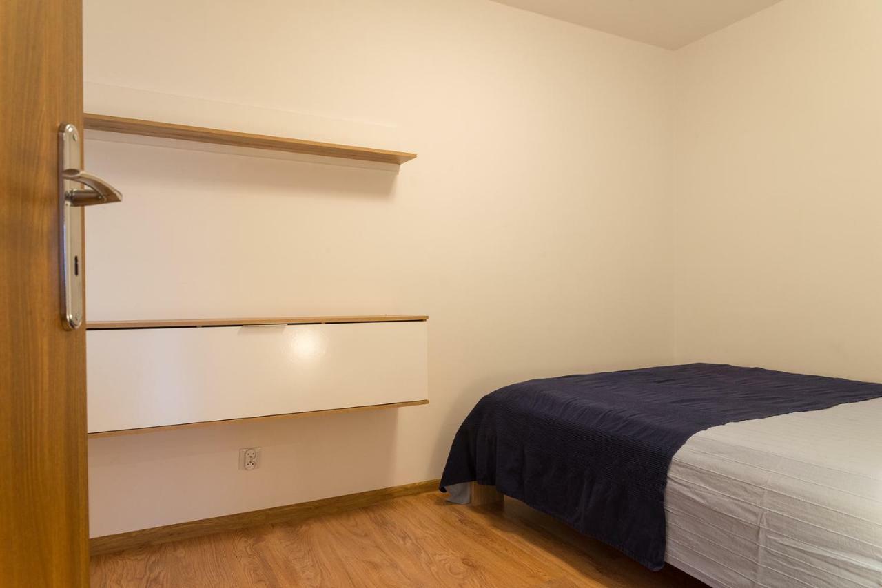 Apartament Na Urlop - Centrum - Przy Amfiteatrze - 500M Do Basenow ヴィスワ エクステリア 写真