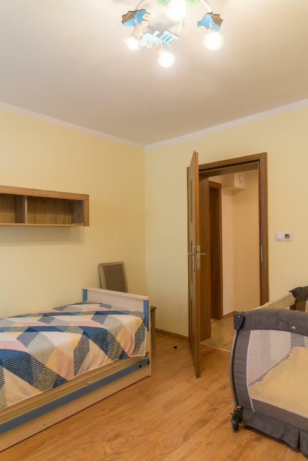 Apartament Na Urlop - Centrum - Przy Amfiteatrze - 500M Do Basenow ヴィスワ エクステリア 写真